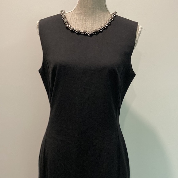 MADAME Ms Black Sleeveless Dress Beaded Neckline Sheath Size LARGE 42 Chic - Picture 5 of 15
